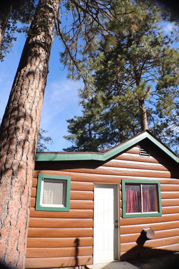 Storybook Village Pine Cove Εξωτερικό φωτογραφία